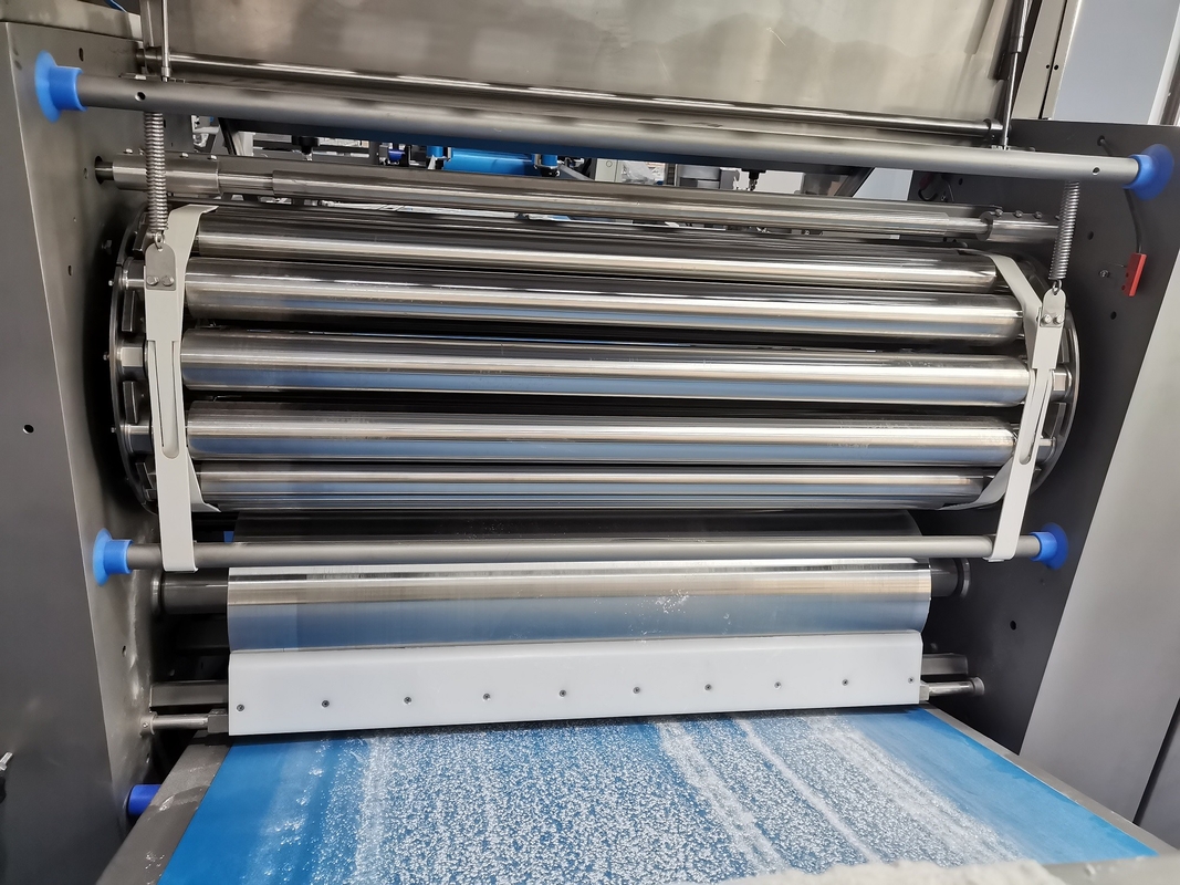 Flexible Pastry Dough Laminator Machine With Multirollers Modular Structure