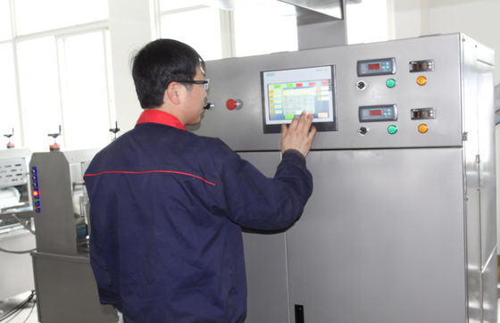 acheter Largeur élevée de rouleau de la machine 380mm de lamineur d'automation avec le système de contrôle de PLC de Siemens fabrication en ligne