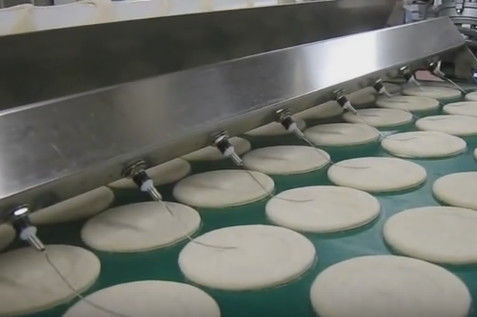 acheter La machine automatique de pizza propre facile, 3000 kilogrammes /Hr a produit l'équipement commercial de pizza fabrication en ligne