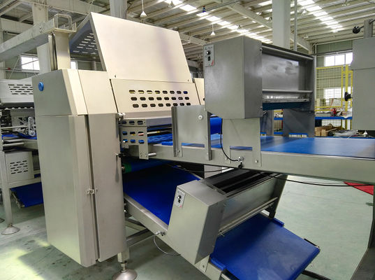 acheter Facile actionnez la machine de stratification industrielle largeur de ceinture de 800 millimètres pour la pâtisserie danoise fabrication en ligne