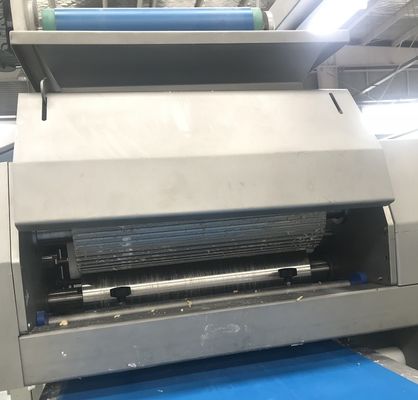 acheter Kilogramme industriel de capacité de la presse à mouler de 35 kilowatts Paratha 200 - 300 pour le croissant/pain grillé fabrication en ligne