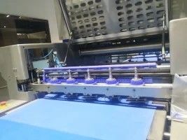 acheter G850 Ligne de croissant haute automatisation pour différentes tailles avec une capacité industrielle fabrication en ligne