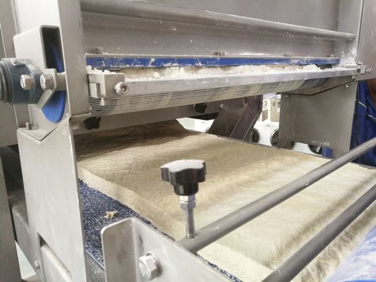 acheter Ligne flexible élevée de croissant, machine automatique de stratification avec le gros dispositif se pliant fabrication en ligne